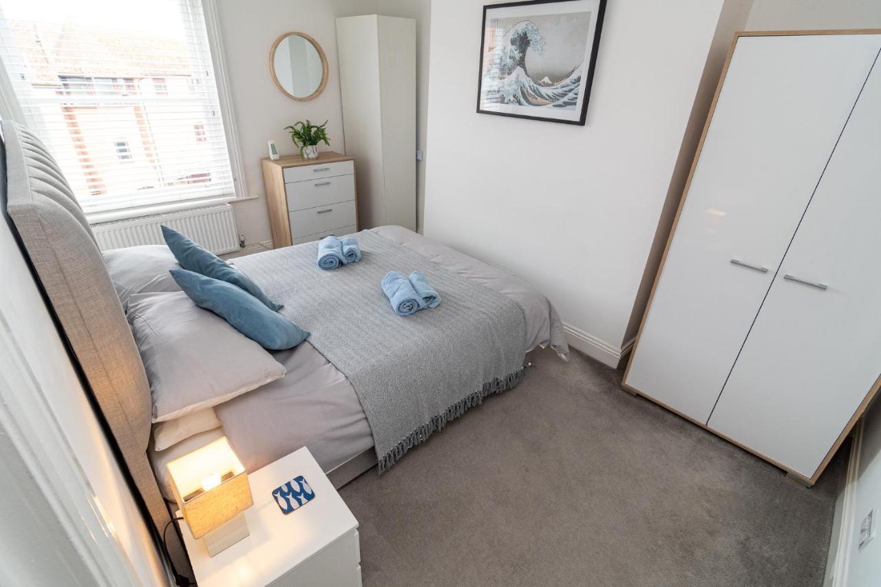 Light And Airy 1 Bedroom Flat 700M From The Beach Bournemouth Esterno foto