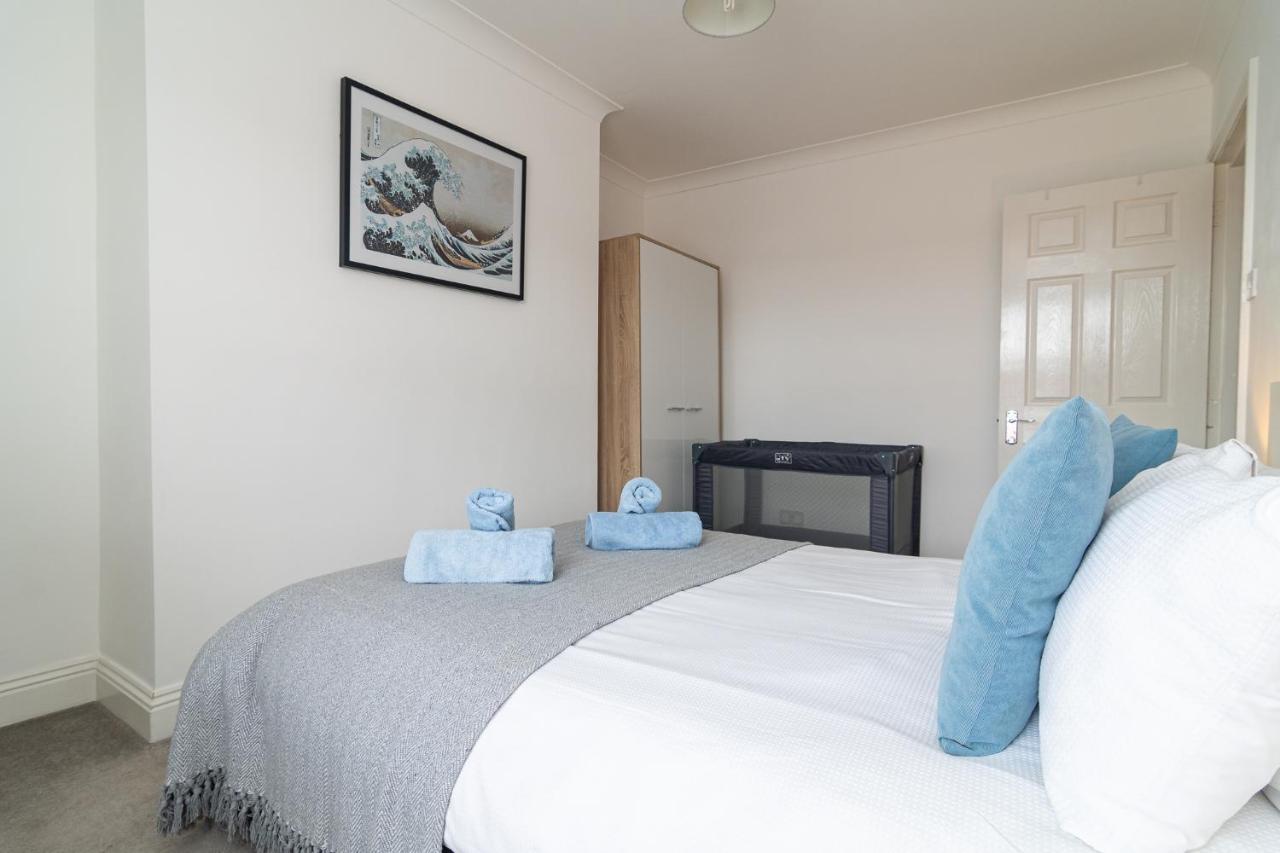 Light And Airy 1 Bedroom Flat 700M From The Beach Bournemouth Esterno foto